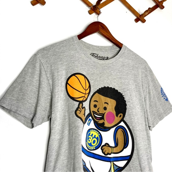 JOHNNY CUPCAKES STEPH CURRY Big Kid MVP Golden State Warriors #30 Graphic Tee - Picture 2 of 12